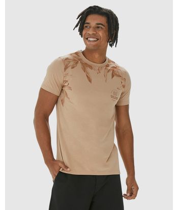Camiseta Masculina Slim Stay Close To Nature Em Algodão