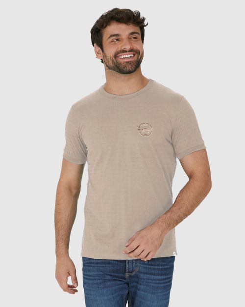 Camiseta Masculina Estampa Peitoral E Abertura Lateral Em Malha Listrada