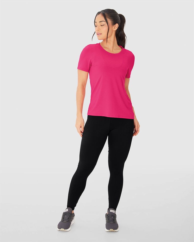 Blusa Slim Feminina Decote Redondo Em Malha Air E Tecnologia Dry - ENFIM