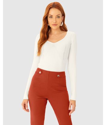 Blusa Feminina Decote Princesa Em Tricô - ENFIM