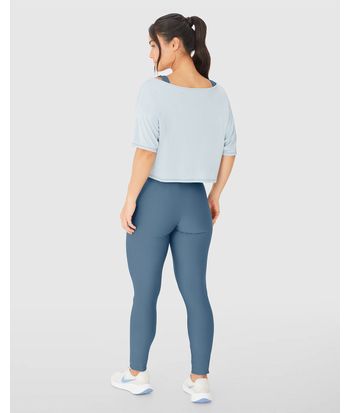 Blusa Ampla Feminina Estampa Frontal Em Malha Dry E Proteção UV50+ - ENFIM