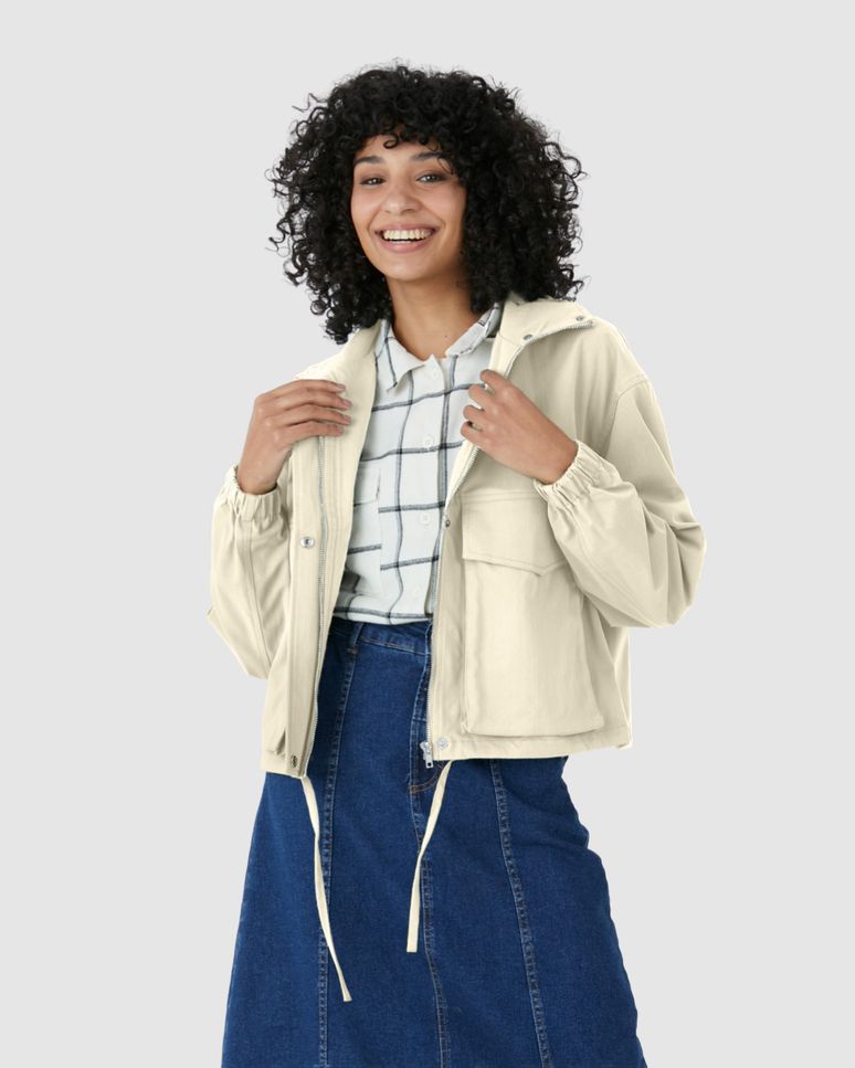Jaqueta Feminina Bomber Bolso Utilitário Em Viscose Sarjada
