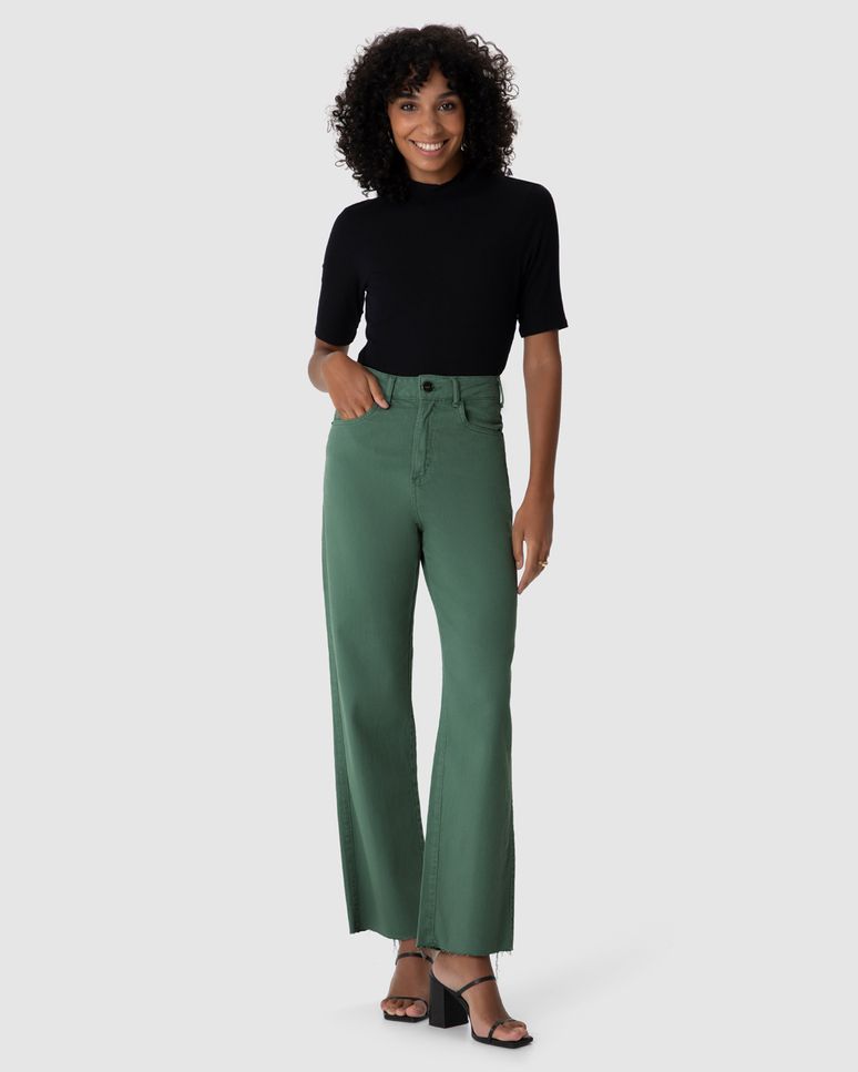 Calça Straight Cropped Feminina Cintura Alta Em Sarja Com Elastano