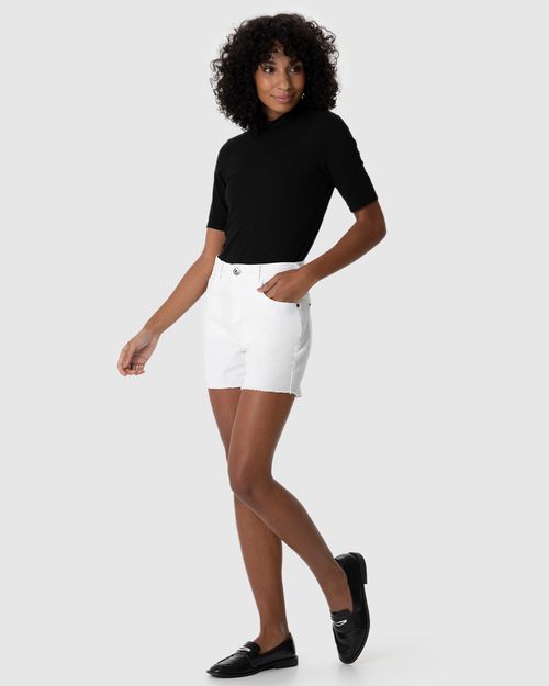 Shorts Feminino Comfort Barra Desfiada Em Sarja Com Elastano