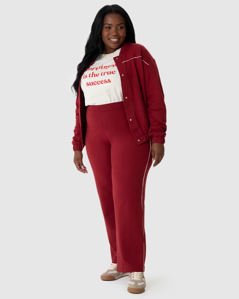 Calça Reta Feminina Plus Size Bolso Funcional Em Moletom Stretch