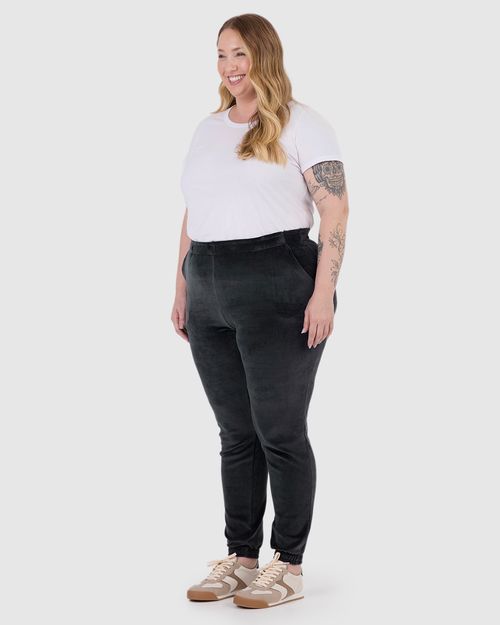 Calça Jogger Feminina Plus Size Em Malha Plush