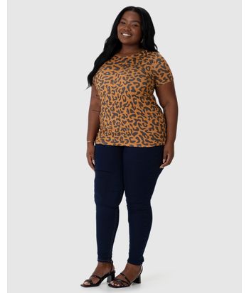 Blusa Feminina Plus Size Manga Curta Estampada Em Viscose Stretch