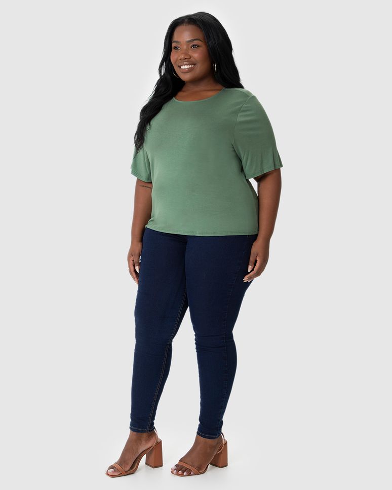 Blusa Feminina Plus Size Boxy Estampada Em Malha Viscolinho Stretch