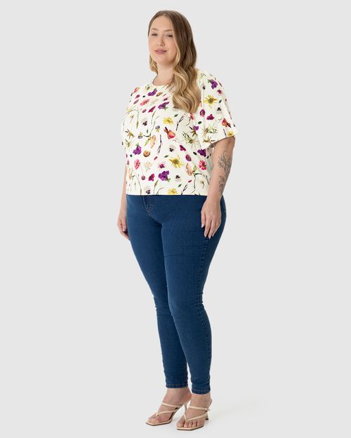 Blusa Feminina Plus Size Boxy Estampada Em Malha Viscolinho Stretch