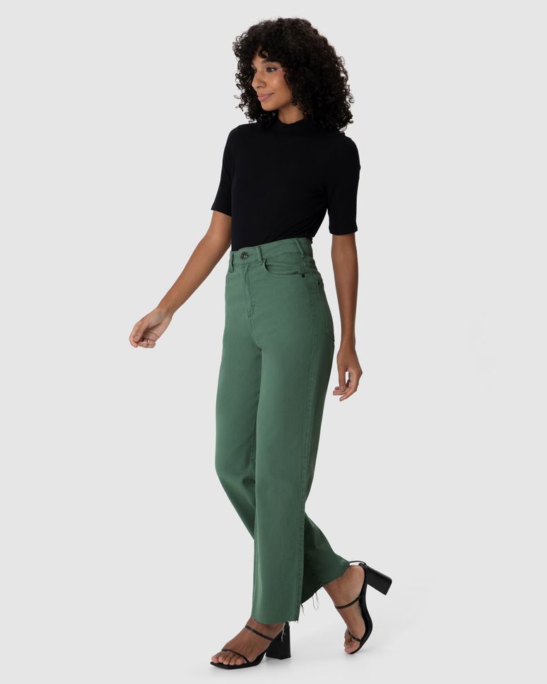 Calça Straight Cropped Feminina Cintura Alta Em Sarja Com Elastano