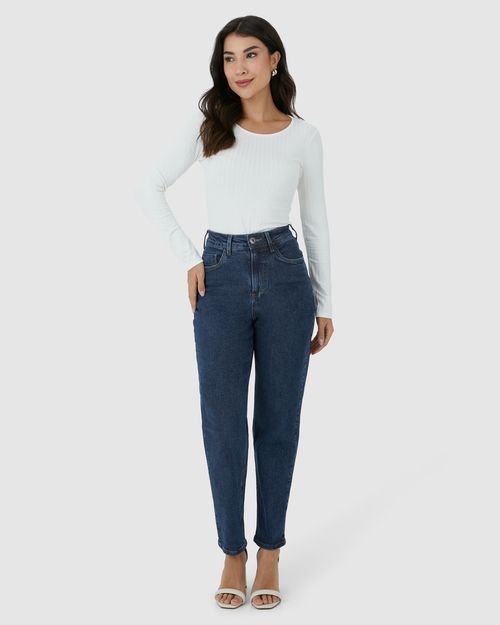 Calça Feminina Mom Bolso Funcional Em Jeans Com Elastano