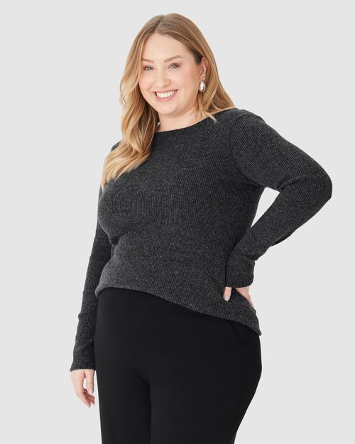 Blusa Feminina Plus Size Decote Canoa Em Tricô Rajado Flanelado