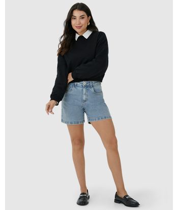 Bermuda Feminina Boyfriend Cintura Média Em Jeans Com Elastano