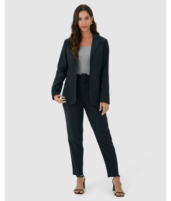 Blazer Feminino Alongado Em Tecido Viscose Com Elastano