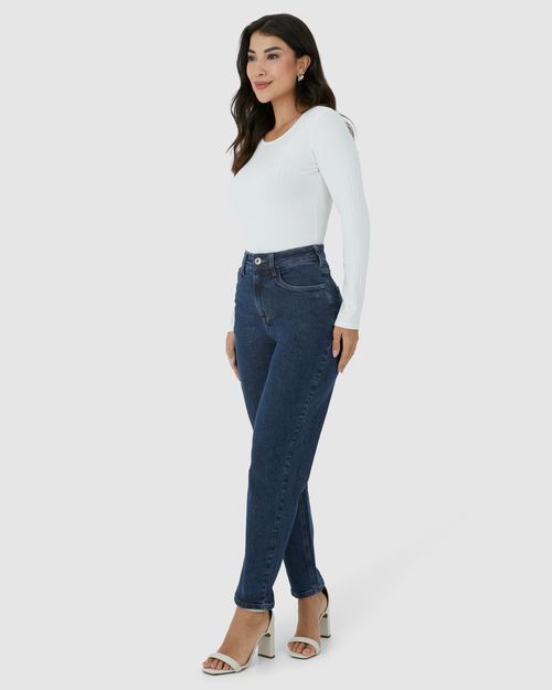 Calça Feminina Mom Bolso Funcional Em Jeans Com Elastano