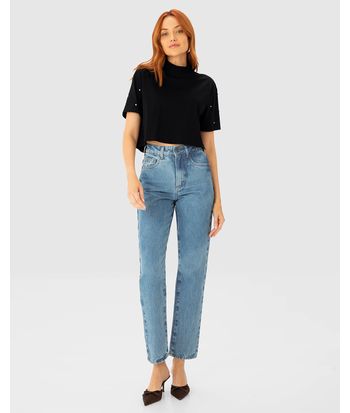 T-Shirt Feminina Cropped Gola Alta Aplique Strass Em Algodão - ENFIM