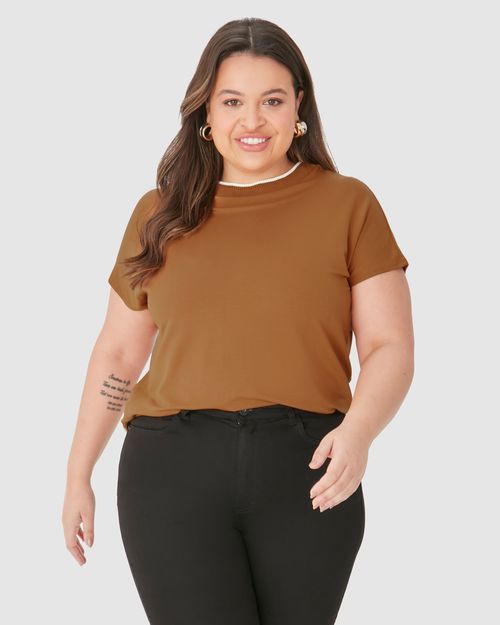 Blusa Feminina Plus Size Ampla Gola Retilínea Em Moletinho De Viscose