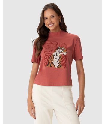 Camiseta Feminina Gola Alta Estampa Ilustrativa Em Algodão