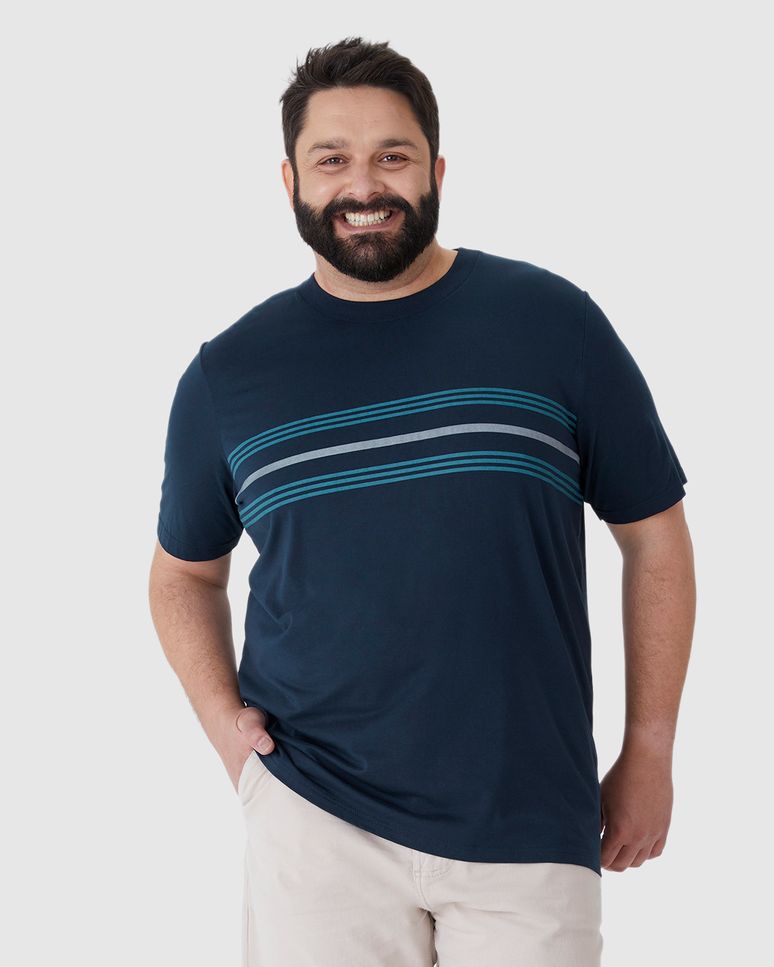 Camiseta Masculina Plus Size Estampa Listras Frontais Em Algodão