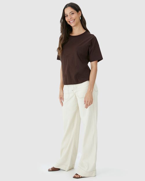 Camiseta Feminina Ampla Bordado Frontal Em Algodão
