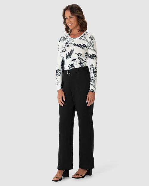 Calça Reta Feminina Com Cinto E Bolso Funcional Em Moletom Flanelado
