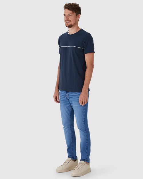 Camiseta Masculina Estampa Listra Frontal Em Algodão