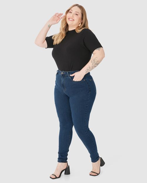 Calça Feminina Plus Size Skinny Bolso Funcional Em Flex Jeans
