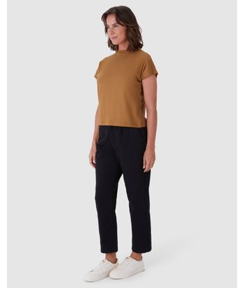 Blusa Básica Feminina Manga Curta Sem Cavas Em Malha Algodão Comfy